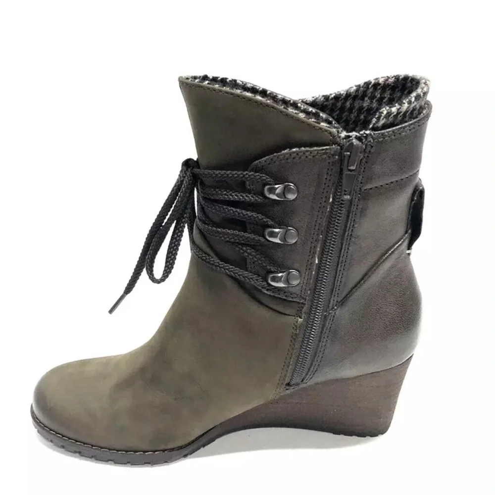 Rockport Women’s Lucinda Green Leather Ankle Boot Size 7 M